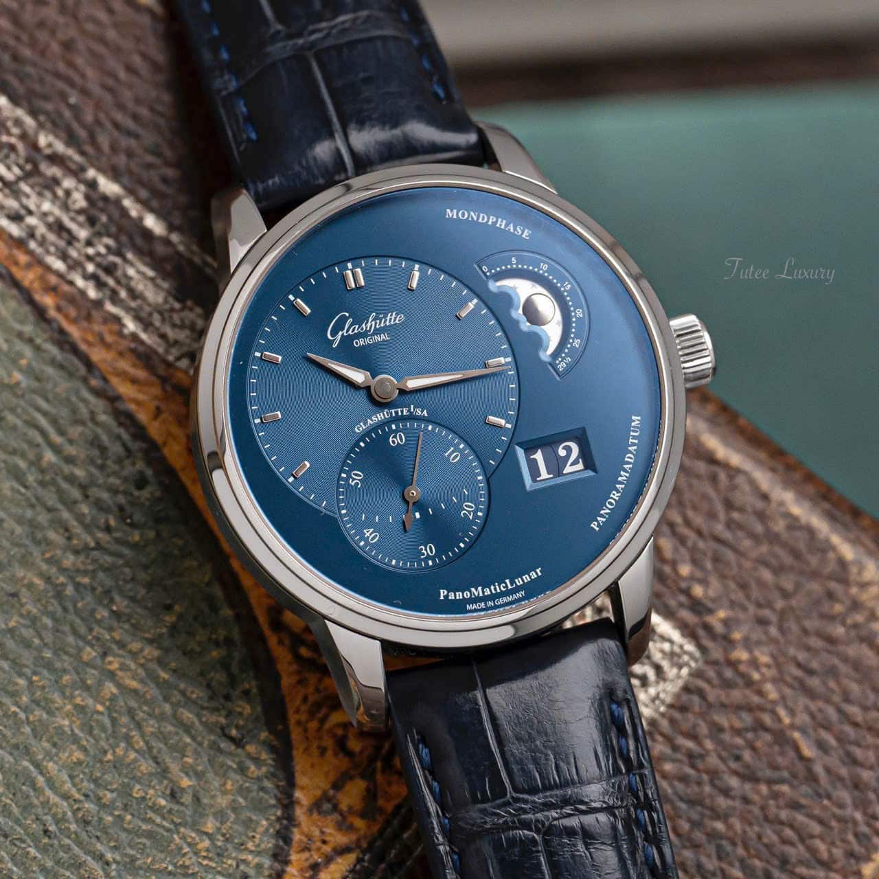 Glashutte Original PanoMaticLunar Moonphase 1-90-02-46-32-30
